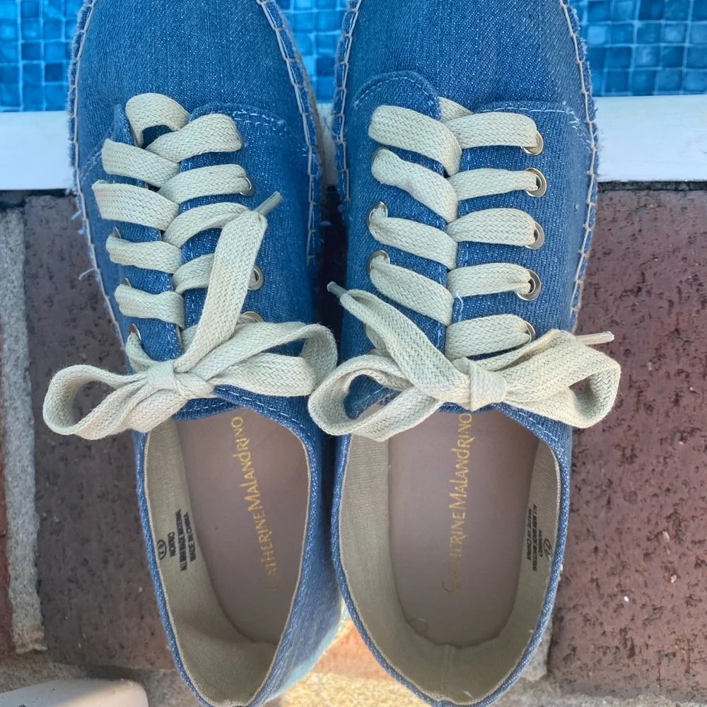 Catherine Malandrino Light Blue Denim Lace Up Espadrille Sneakers  size 7 1/2